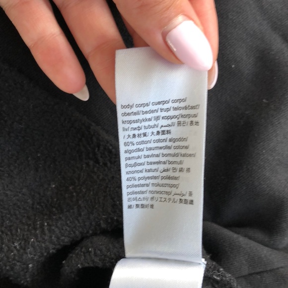 Calvin Klein Hoodie - From Aritzia - Picture 5 of 7